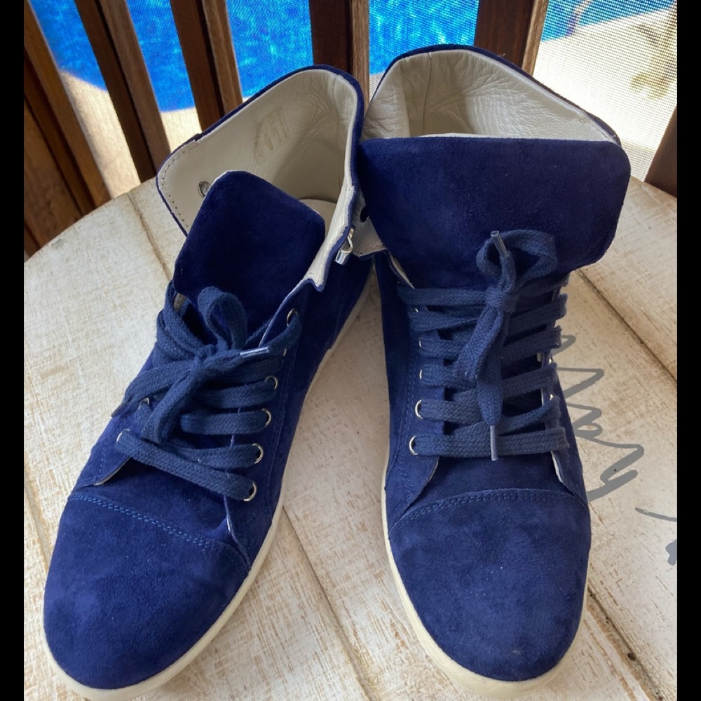 CESARE P PACIOTTI NAVY SUEDE ANKLE SNEAKERS 38  Like new- worn once!